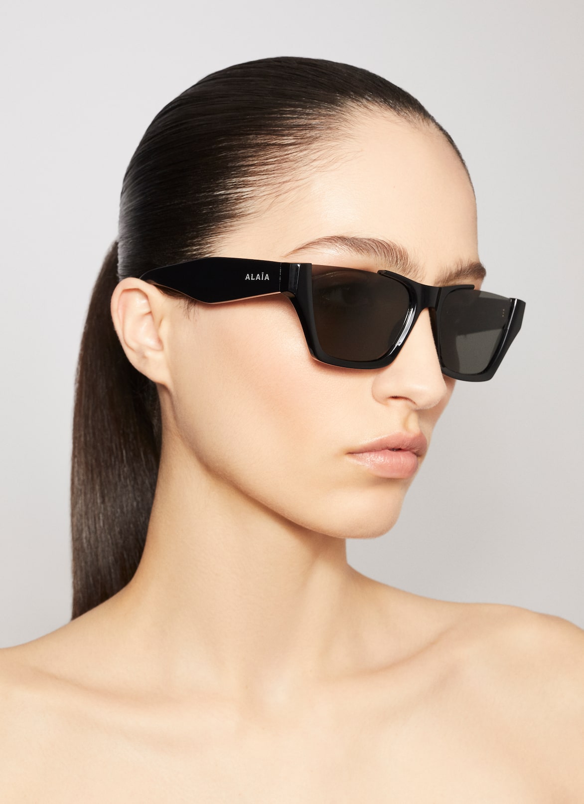 RECTANGULAR SUNGLASSES ALAÏA BLACK RECTANGULAR SUNGLASSES